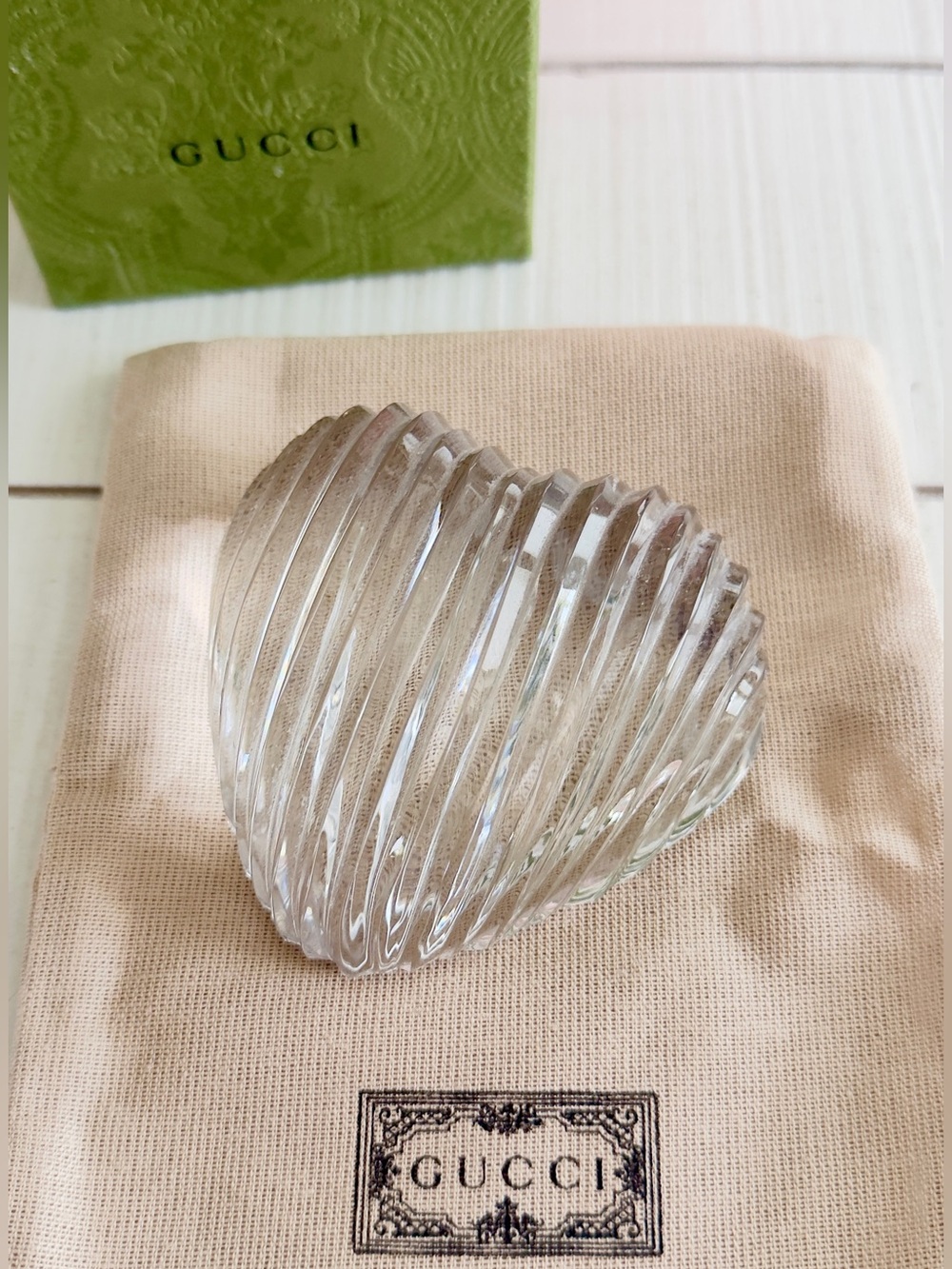Gucci Crystal Heart Paperweight w Box